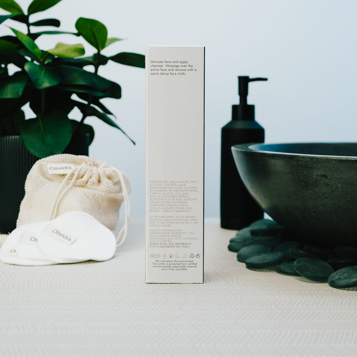 ALPHA-H - Triple Action Cleanser