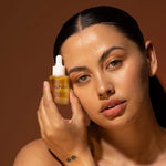 Alpha H Golden Haze Face Oil Model