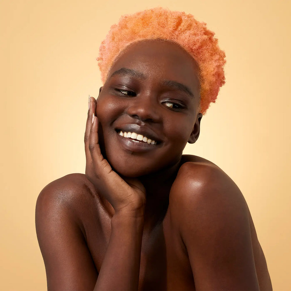 Alpha H Vitamin C Serum Model 2