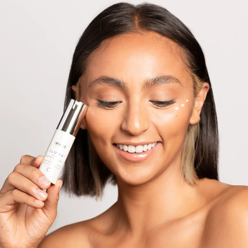 Image Skincare Iluma Intense Brightening Serum Model
