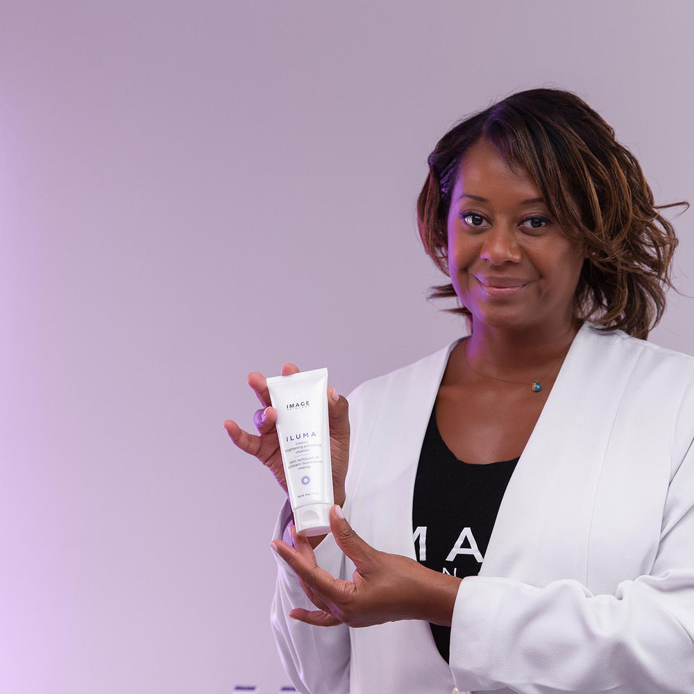 Olivida Image Skincare Iluma Intense Brightening Exfoliating Cleanser Huidspecialist