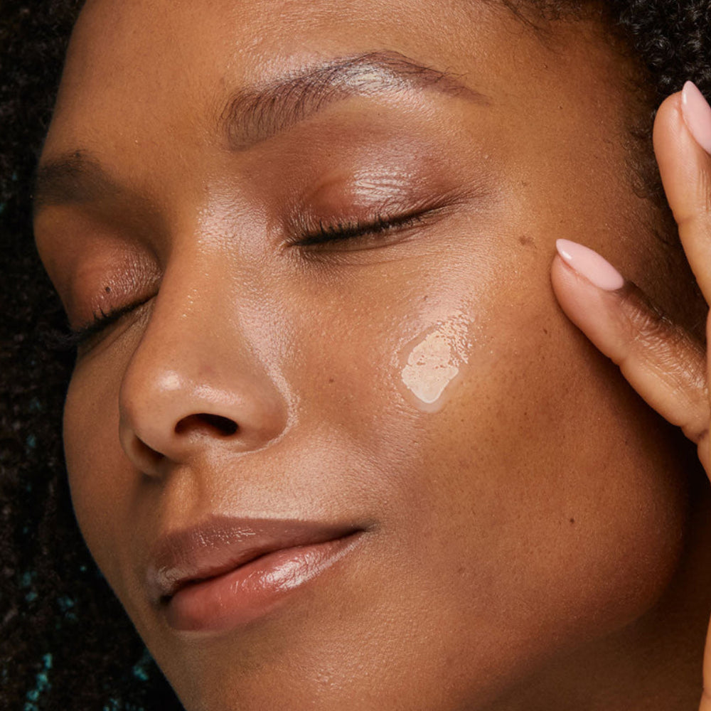 Sensilis Azelaic Peel Skincare Apply