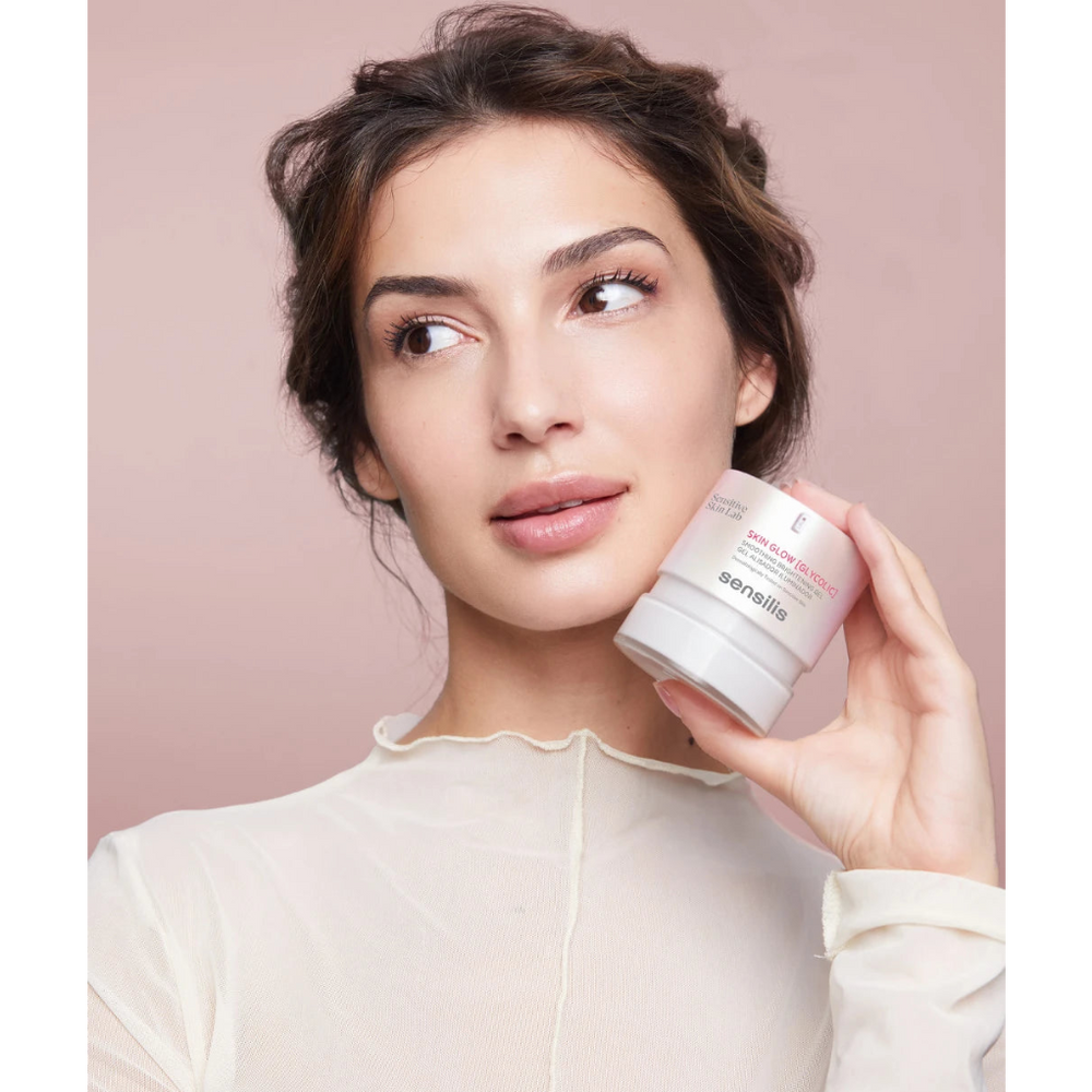 Sensilis Skin Glow Glycolic Skincare Model