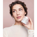 Sensilis Skin Glow Glycolic Skincare Model