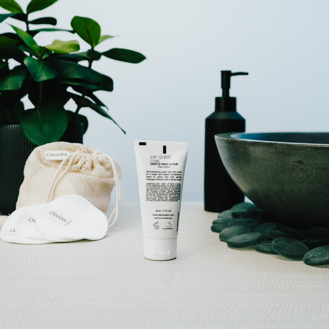 SPA Salonnepro - Gentle Fruit Scrub
