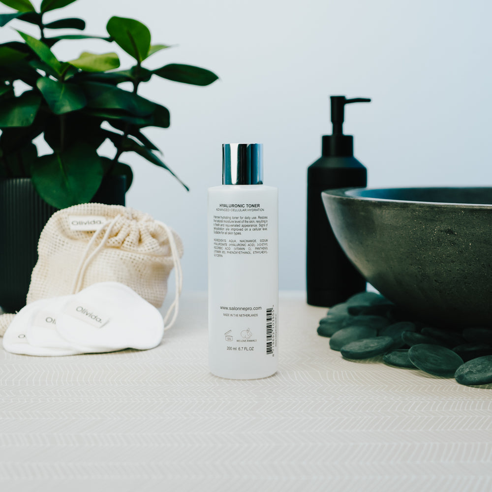 Spa Salonnepro 2021 Hyaluronic Toner Olivida Achterkant