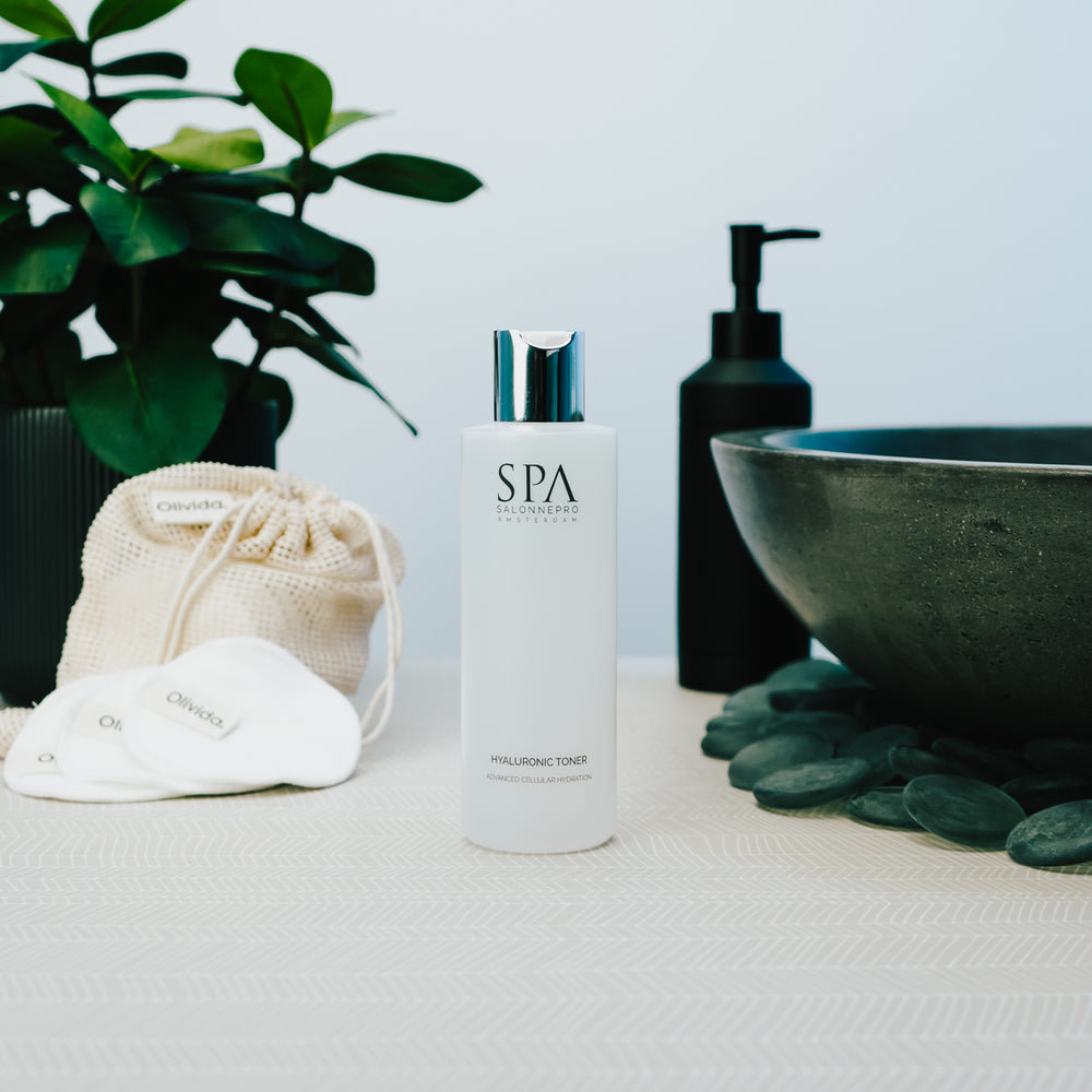 Spa Salonnepro 2021 Hyaluronic Toner Olivida Voorkant