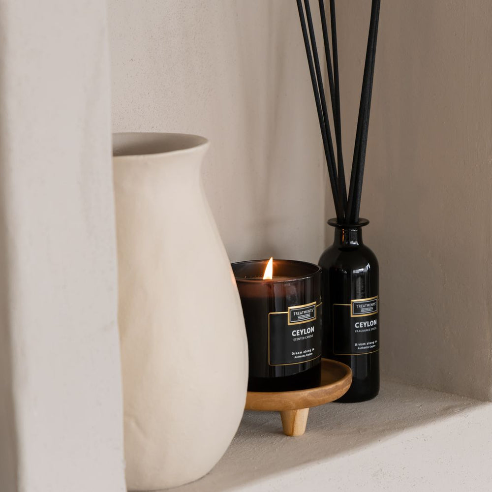 Treatments Scented Candle Ceylon Lifestyle 2