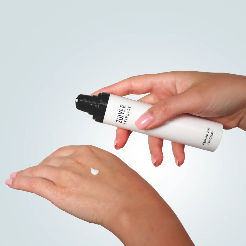 Zuiver Skincare Aqua Recover Day Cream Hands
