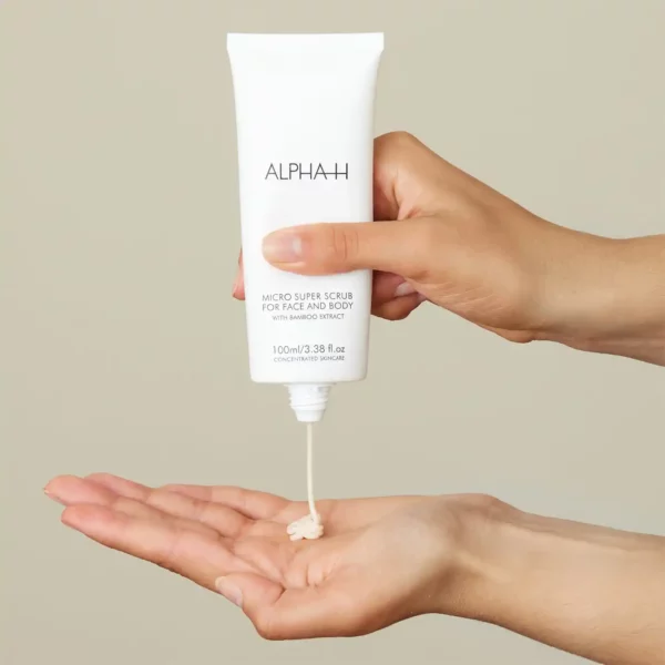 ALPHA-H - Micro Super Scrub - display