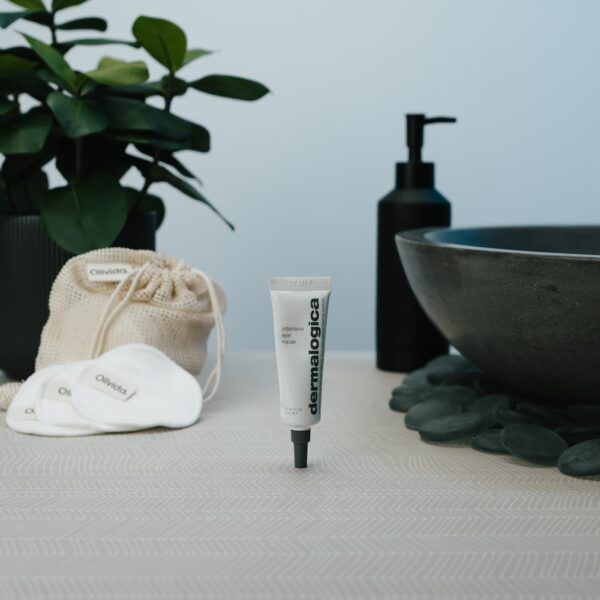 Intensive Eye Repair tube