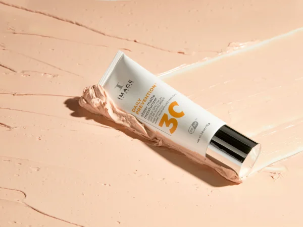 Image Skincare - Daily Prevention - Sheer Matte Moisturizer - SPF30 - Lifestyle