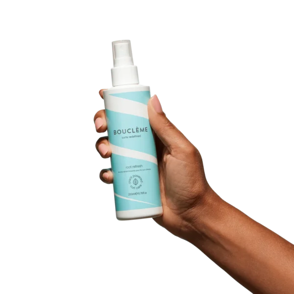 Boucleme - Haircare - Root Refresh Spray - Handshot